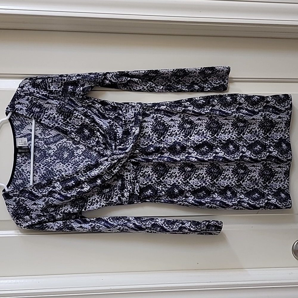 Divided H&M dress size 6 black, white & purple accents in snake pattern